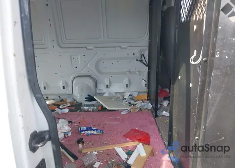 2005 Ford E-150 Commercial/Recreational from USA, damaged, VIN 1FTRE14W65HA54456